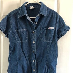 DISNEY STORE Woman’s Medium Short Sleeve blouse top MICKEY AMERICAN SPIRIT USA